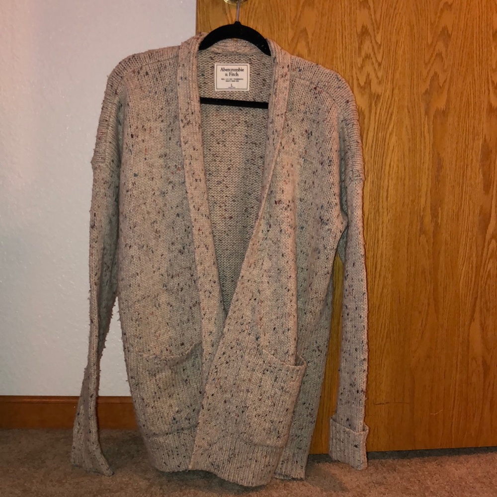 Cream Abercrombie & Fitch Cardigan